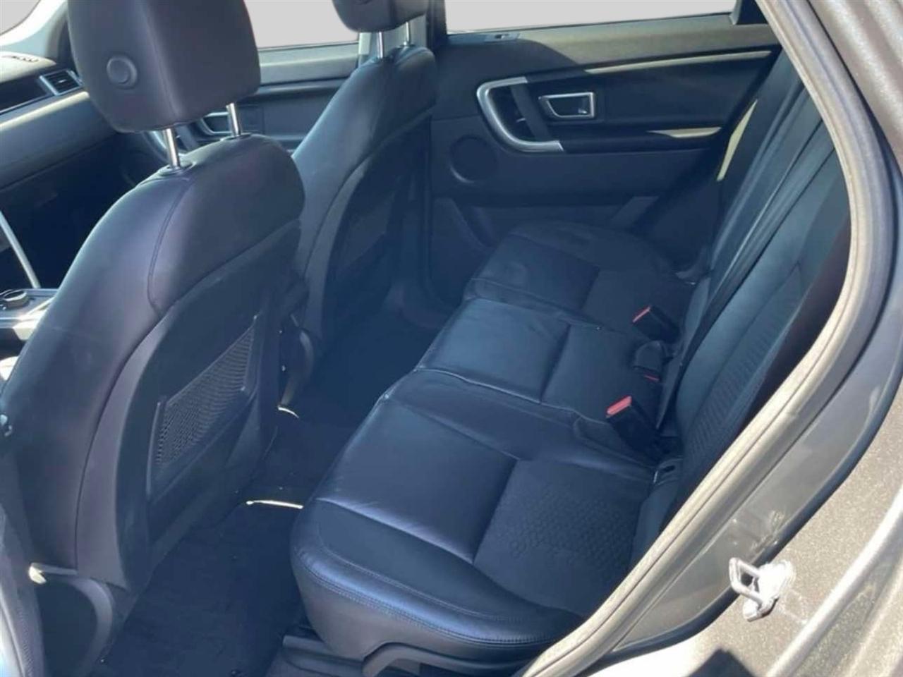 Land Rover Discovery Sport  2017