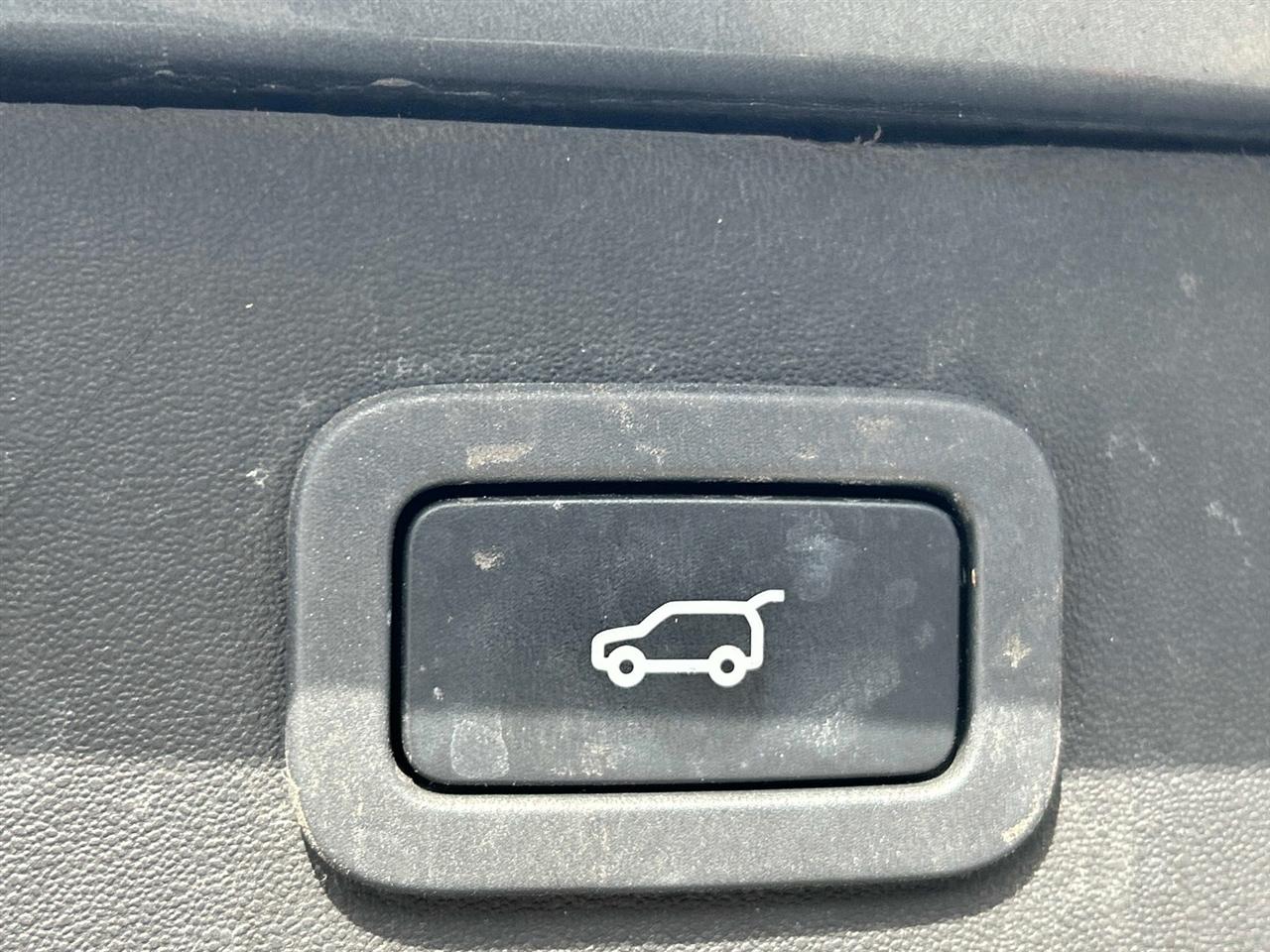 Land Rover Discovery Sport  2017