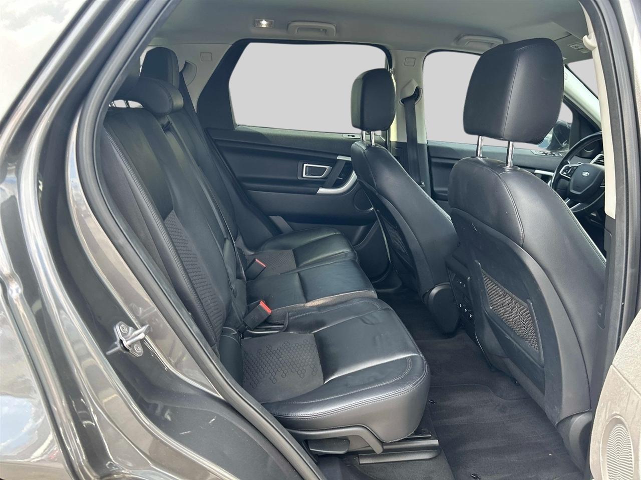 Land Rover Discovery Sport  2017