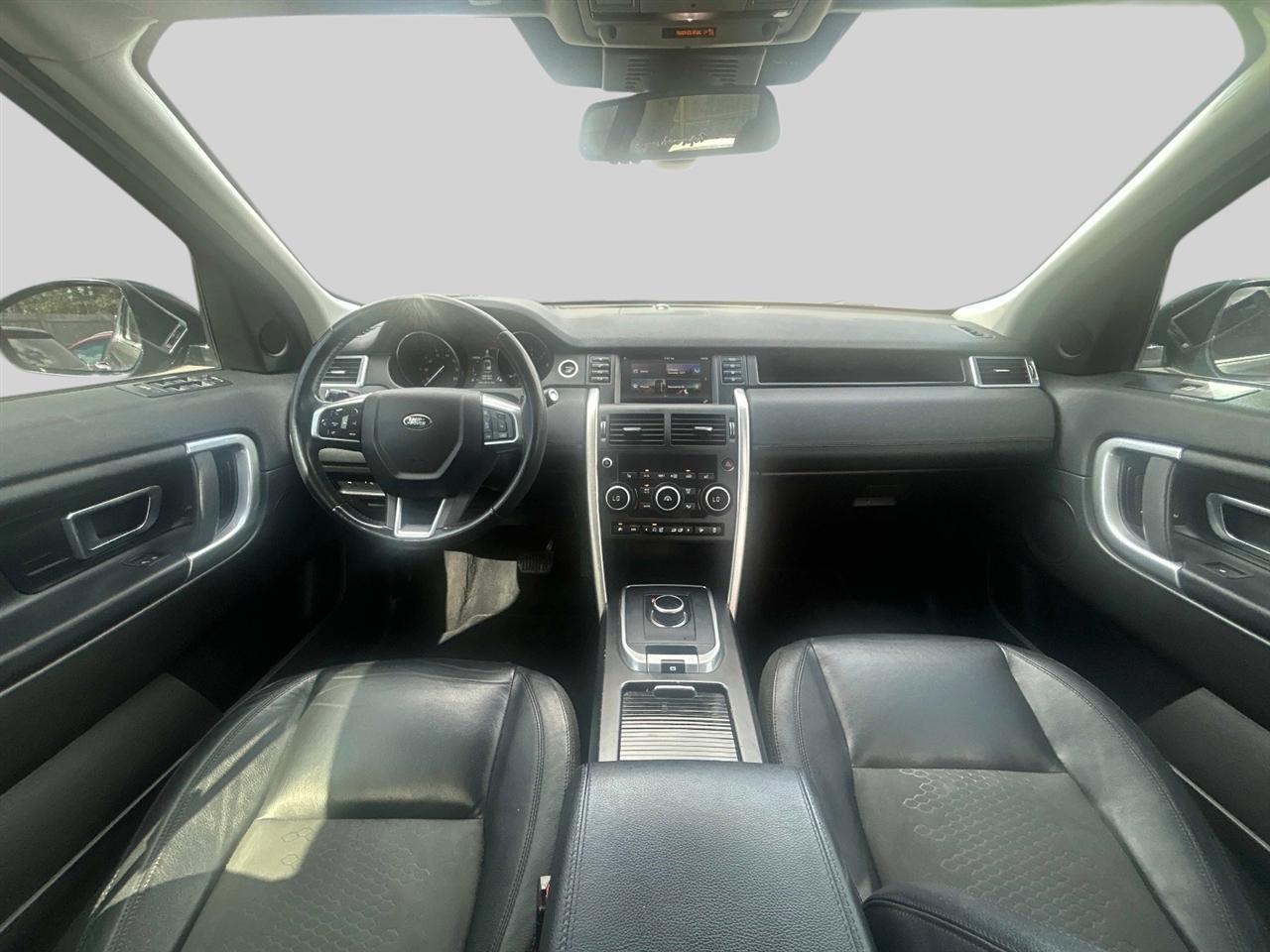 Land Rover Discovery Sport  2017