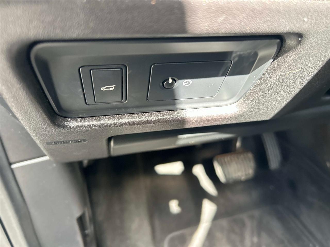 Land Rover Discovery Sport  2017