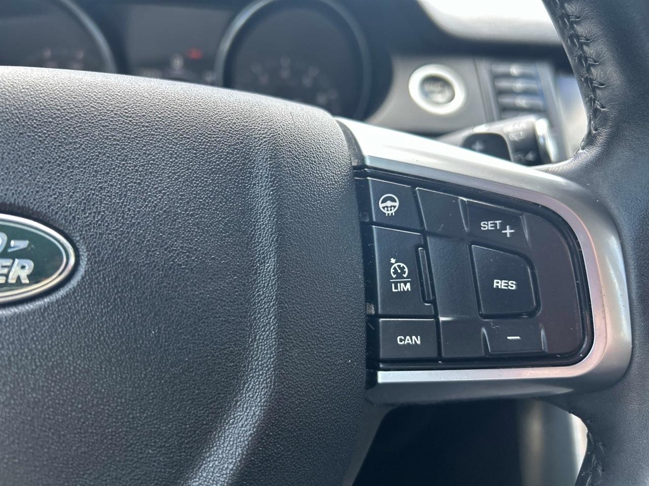 Land Rover Discovery Sport  2017