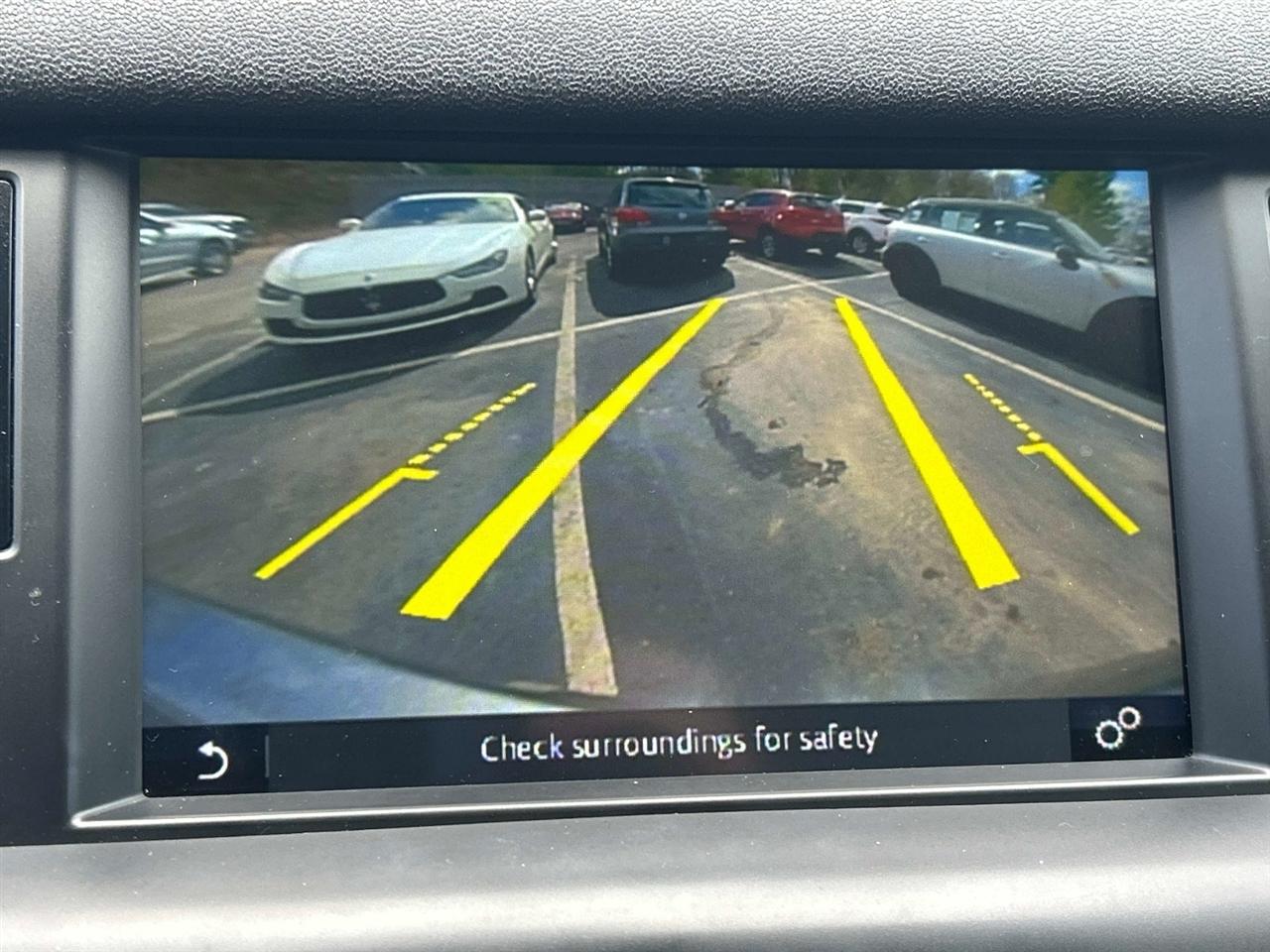 Land Rover Discovery Sport  2017