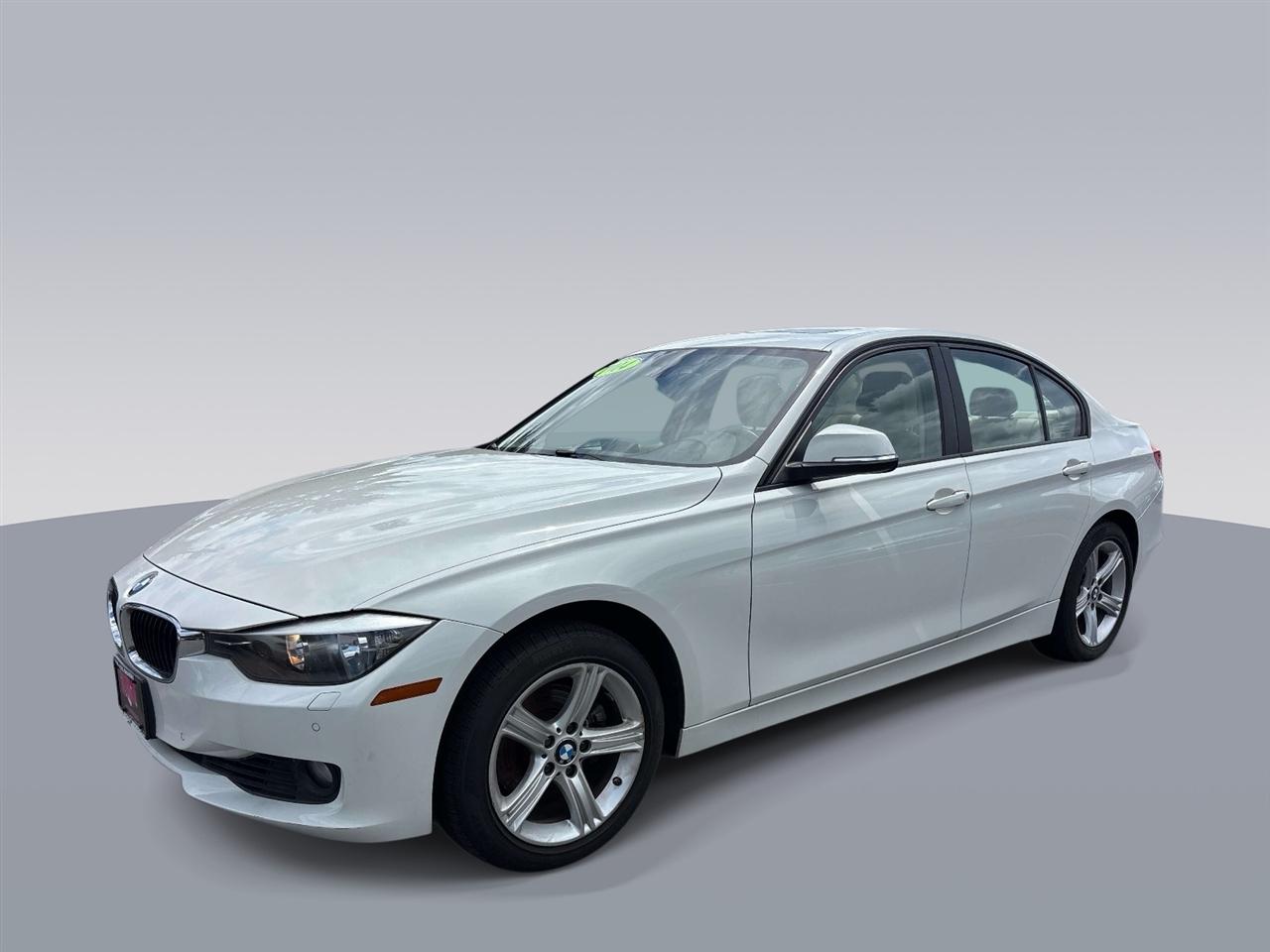 BMW 3-Series 4dr Sdn 328i xDrive AWD SULEV 2014