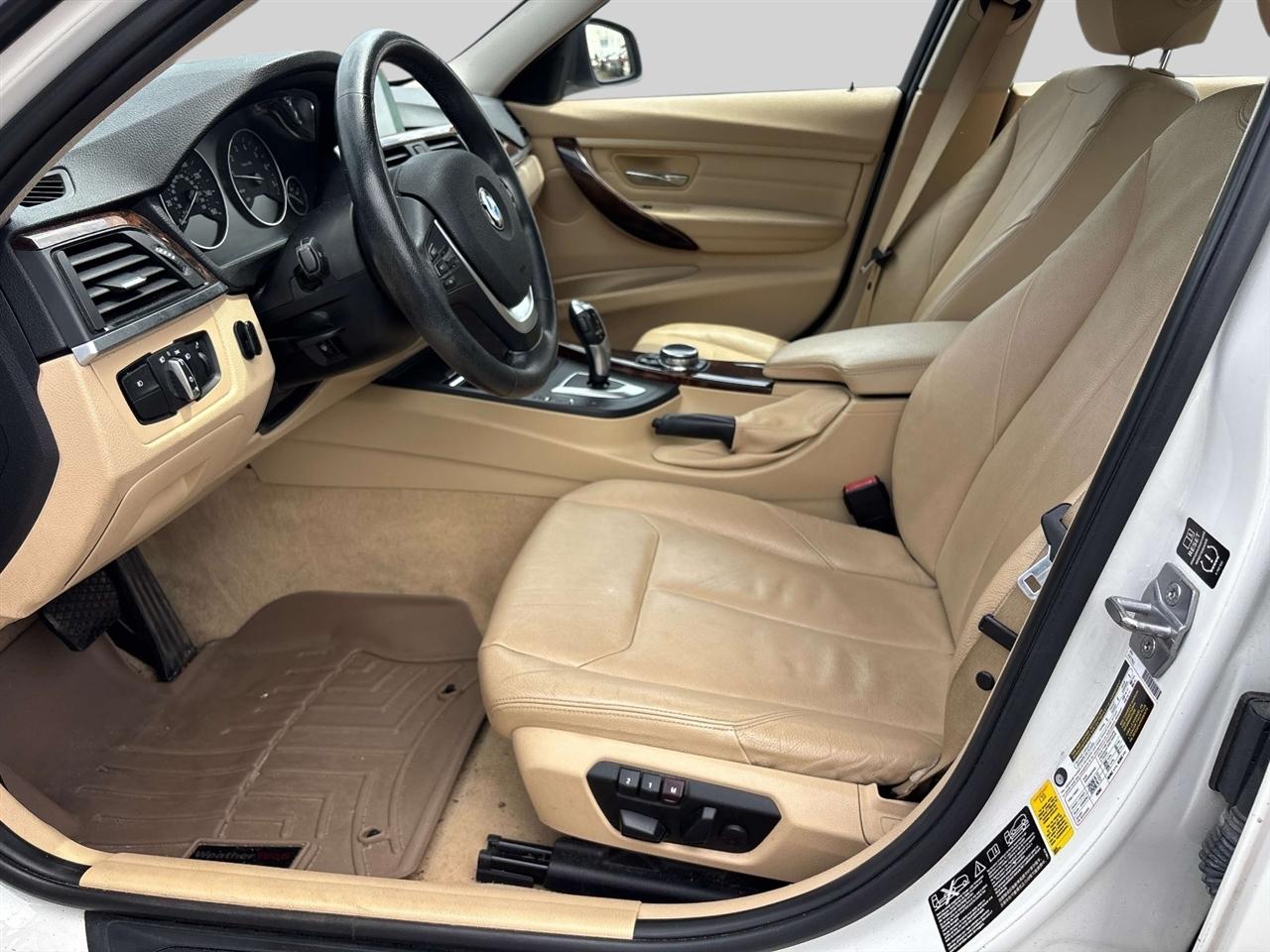 BMW 3-Series 4dr Sdn 328i xDrive AWD SULEV 2014