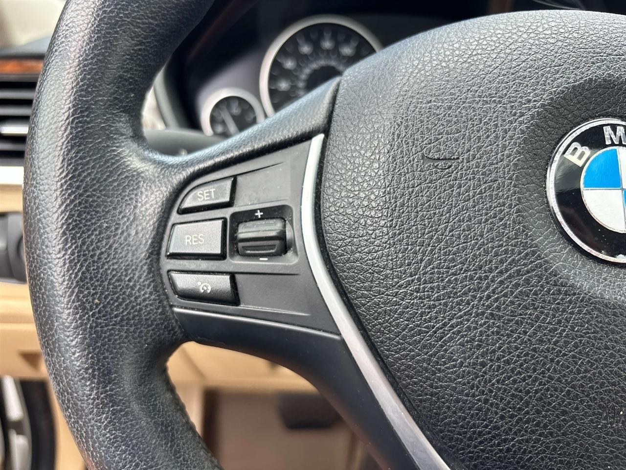 BMW 3-Series 4dr Sdn 328i xDrive AWD SULEV 2014