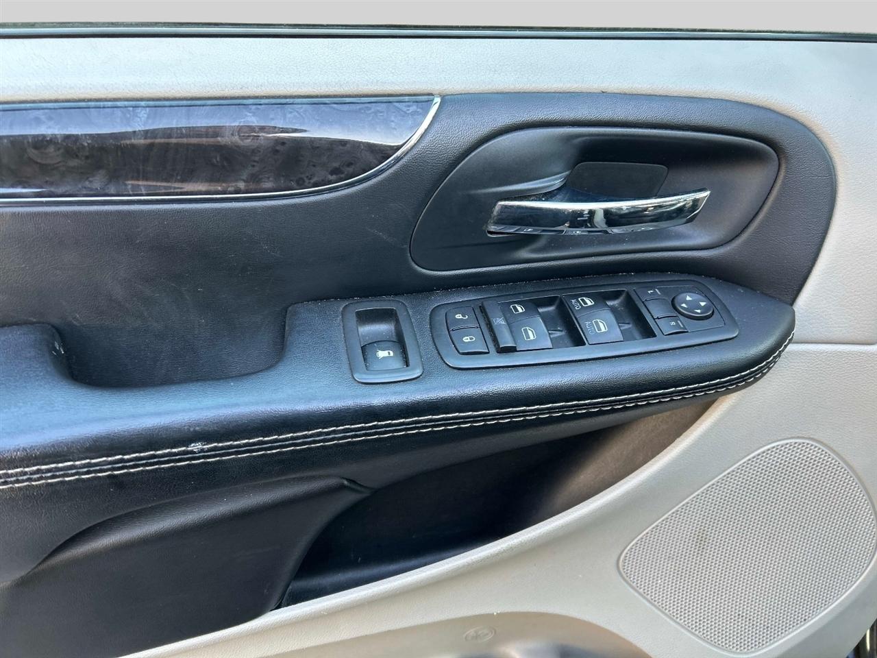 Chrysler Town & Country  2015