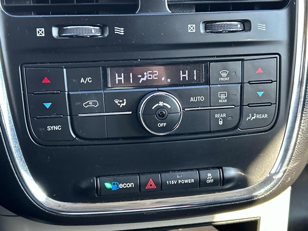 Chrysler Town & Country  2015