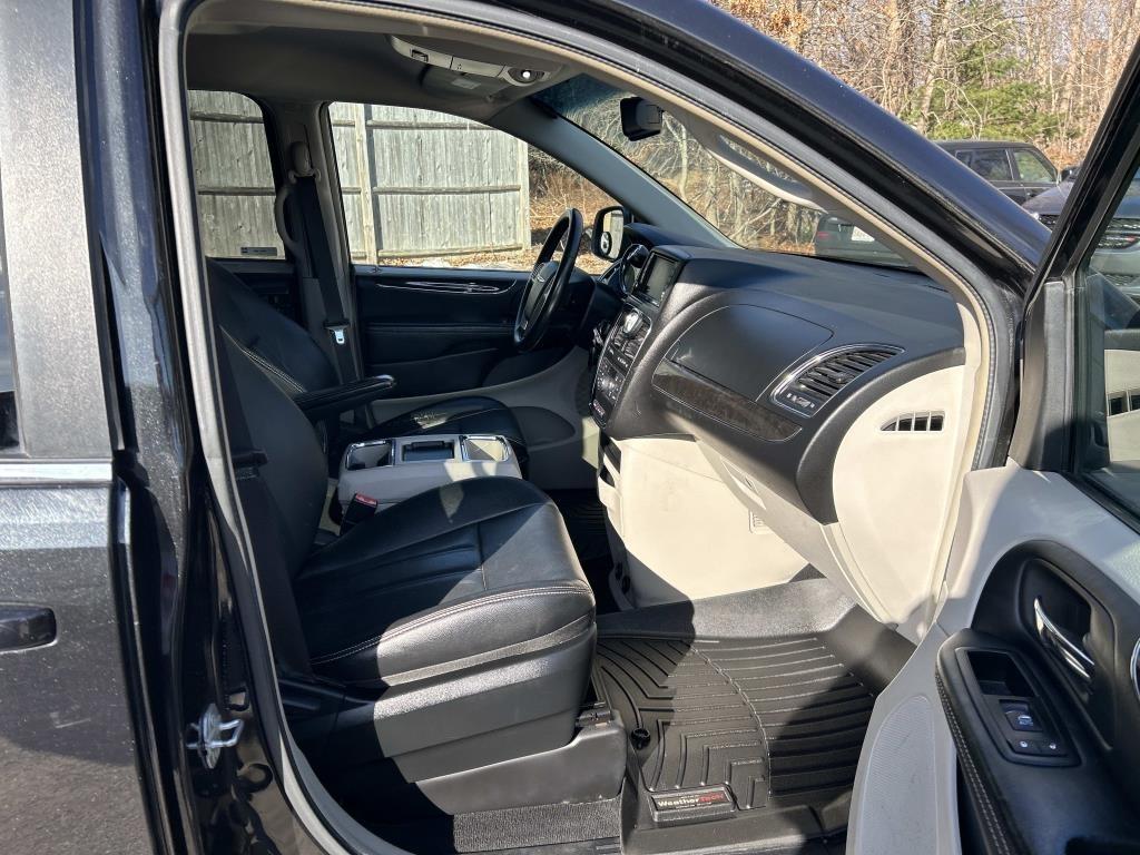 Chrysler Town & Country 4dr Wgn Touring 2015