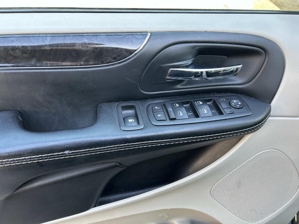 Chrysler Town & Country 4dr Wgn Touring 2015