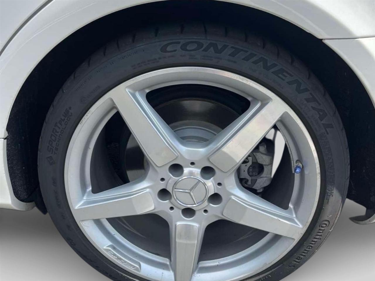 Mercedes-Benz CLS-Class  2014