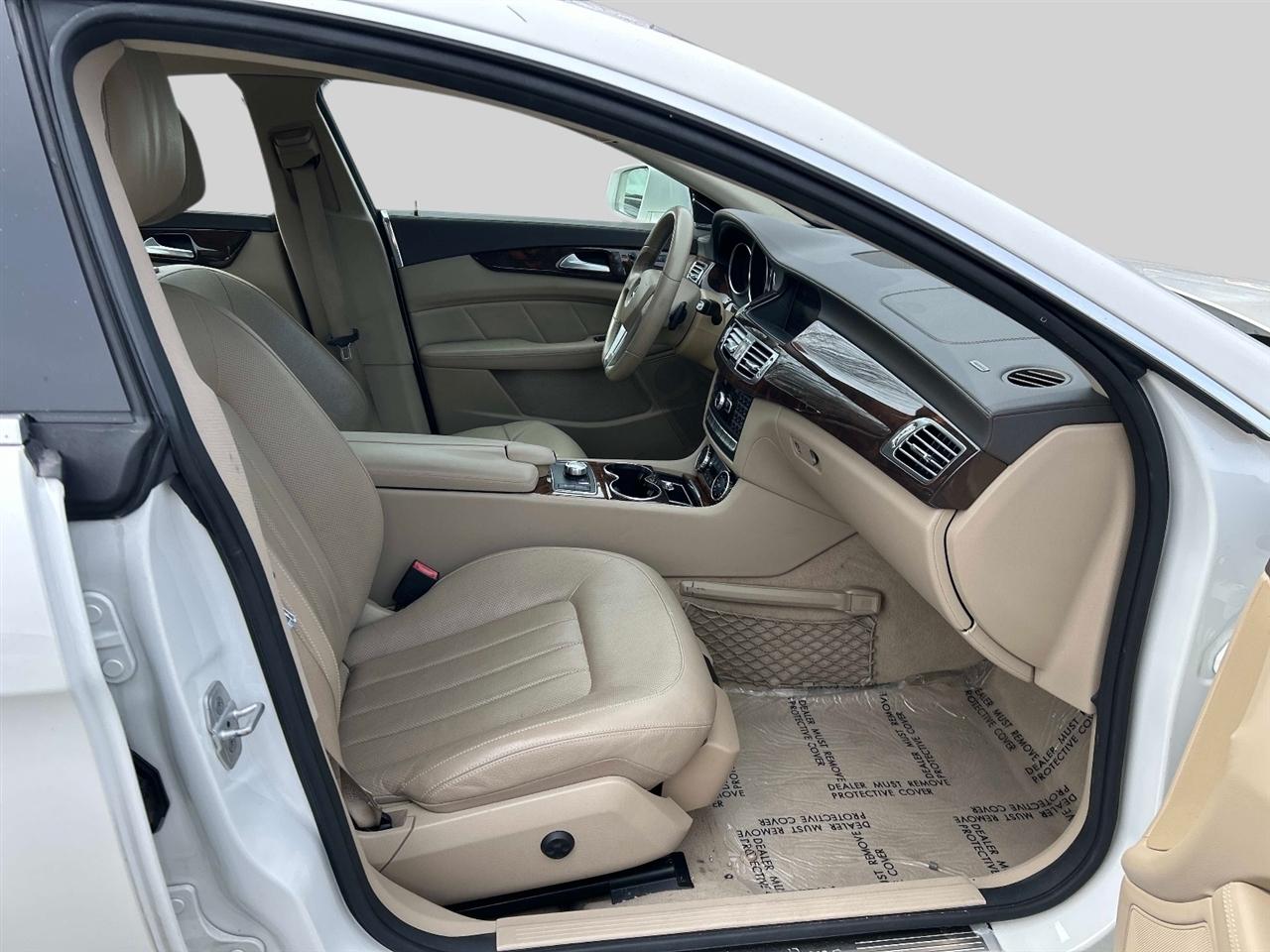 Mercedes-Benz CLS-Class 4dr Sdn CLS 550 RWD 2014