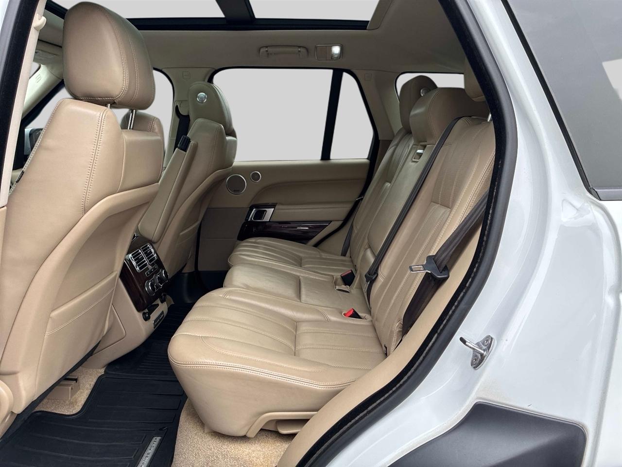 Land Rover Range Rover 4WD 4dr HSE 2015