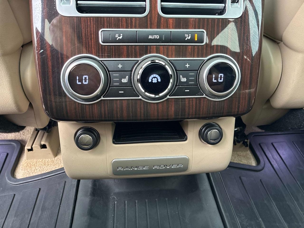 Land Rover Range Rover 4WD 4dr HSE 2015