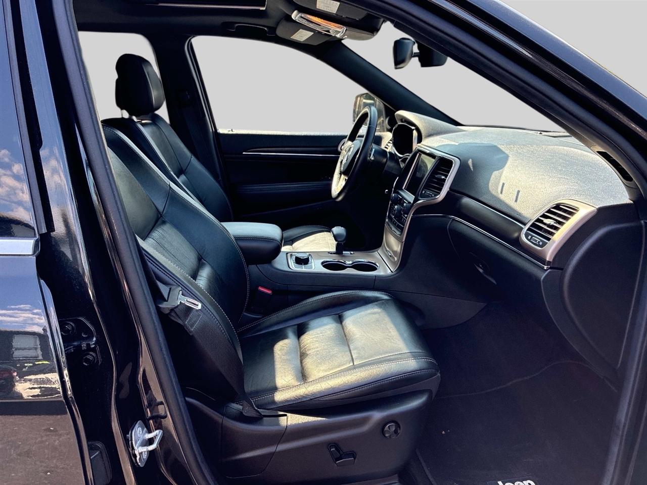Jeep Grand Cherokee  2014