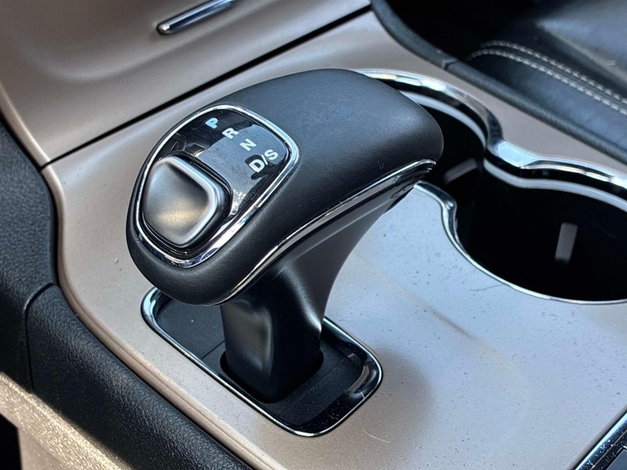 Jeep Grand Cherokee  2014