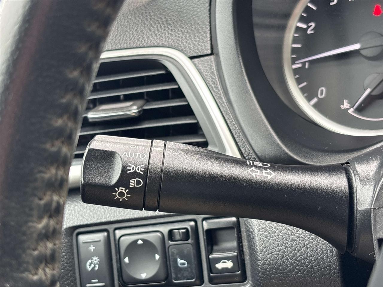 Nissan Sentra SV CVT *Ltd Avail* 2019