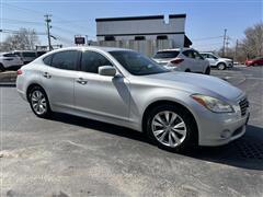 2011 Infiniti M 