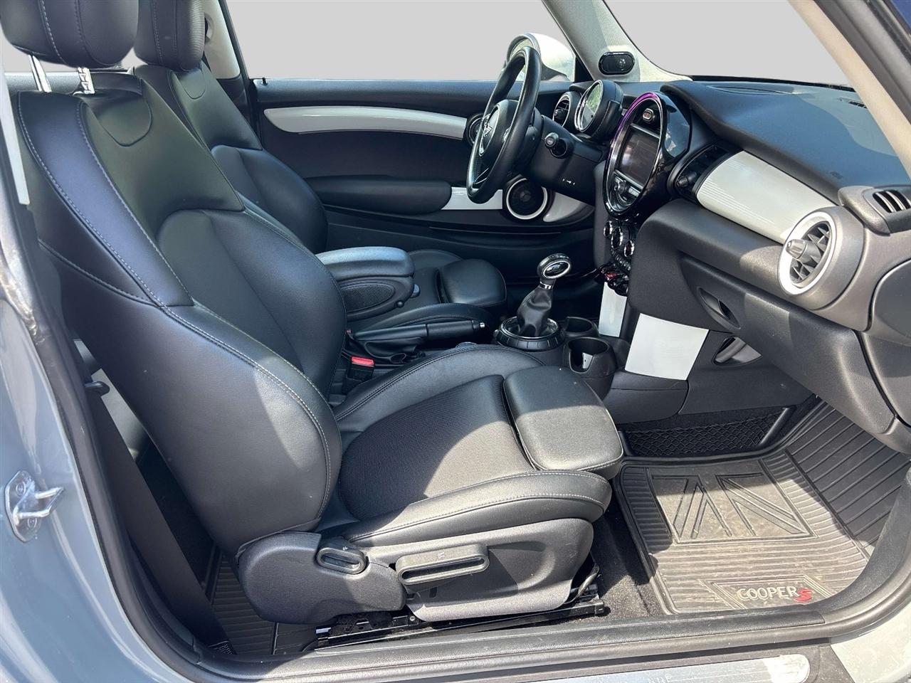 MINI Cooper Cooper S FWD 2017