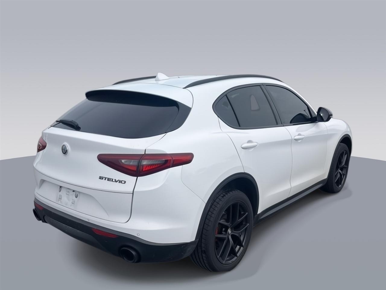 Alfa Romeo Stelvio  2019