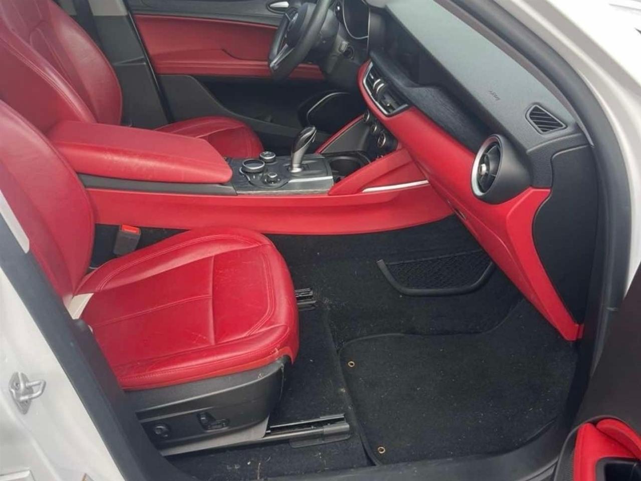 Alfa Romeo Stelvio  2019