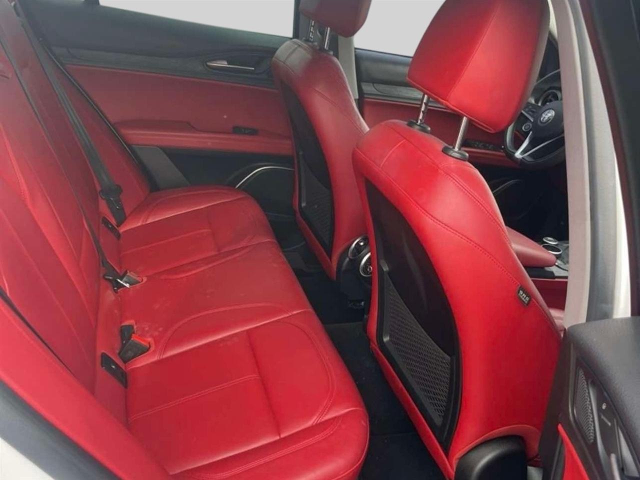 Alfa Romeo Stelvio  2019