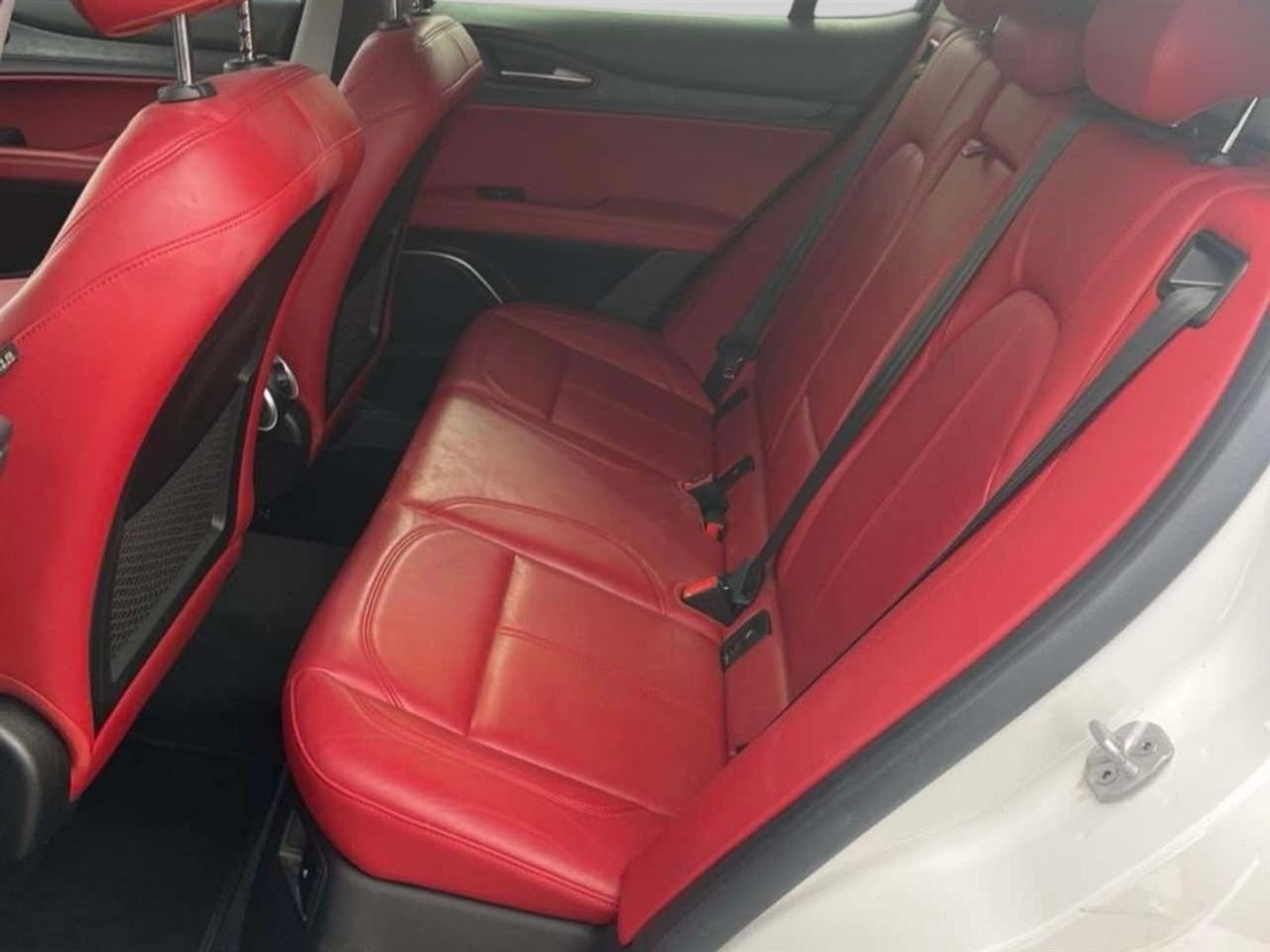 Alfa Romeo Stelvio  2019