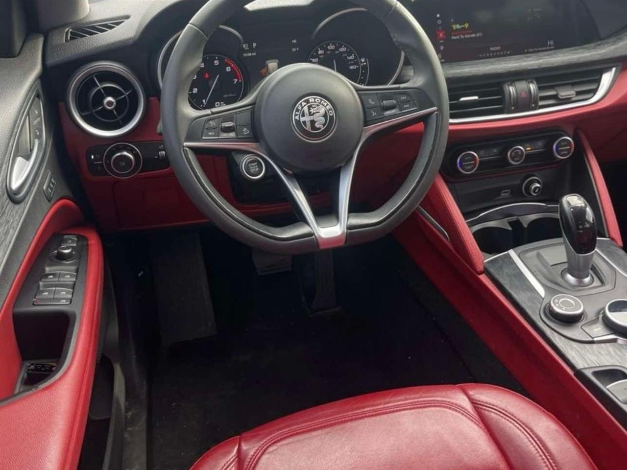 Alfa Romeo Stelvio  2019