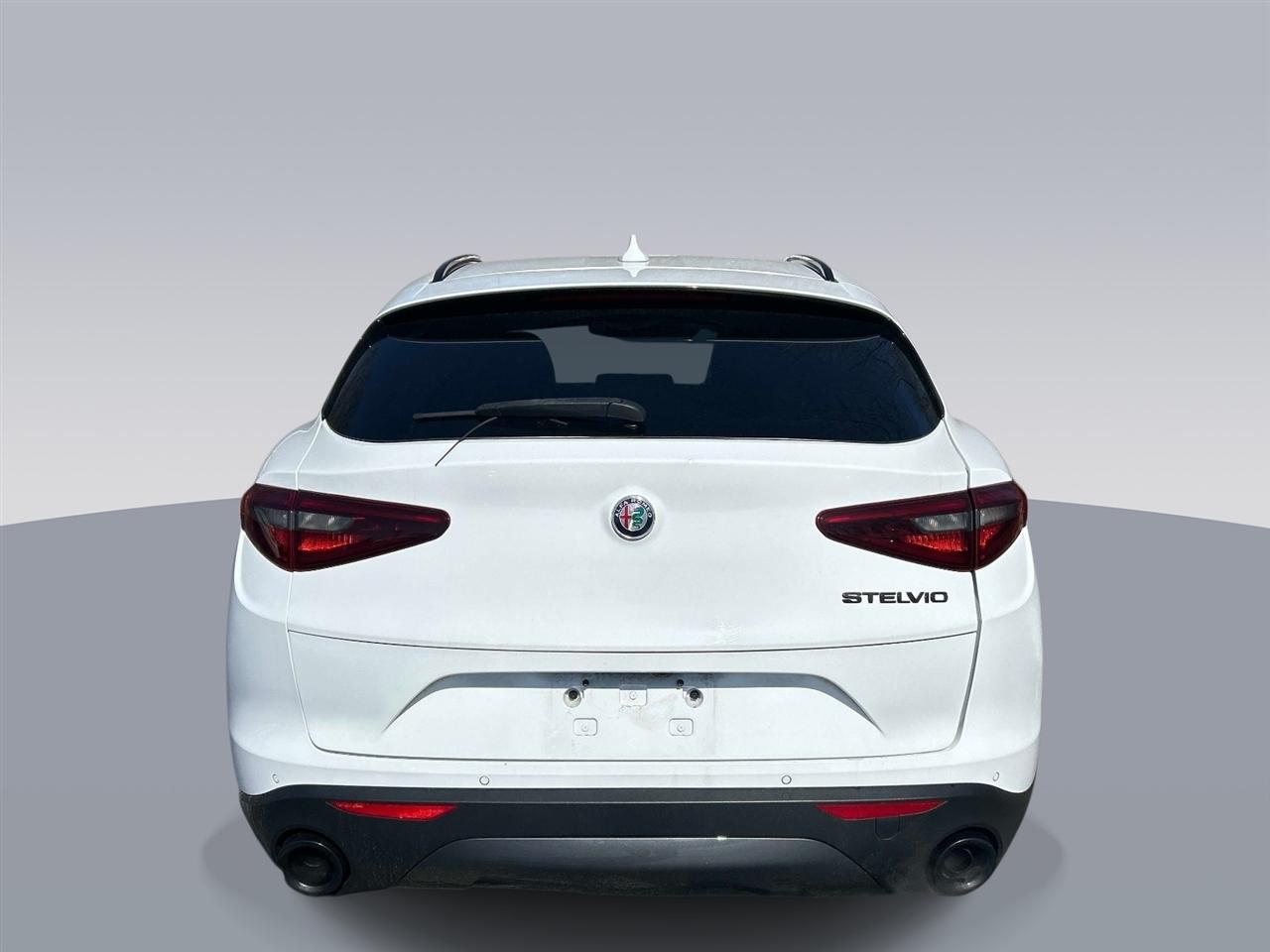 Alfa Romeo Stelvio  2019