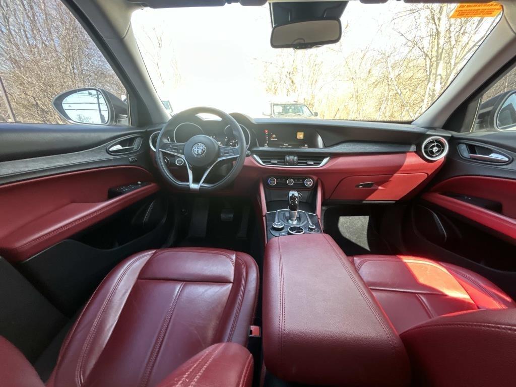 Alfa Romeo Stelvio  2019