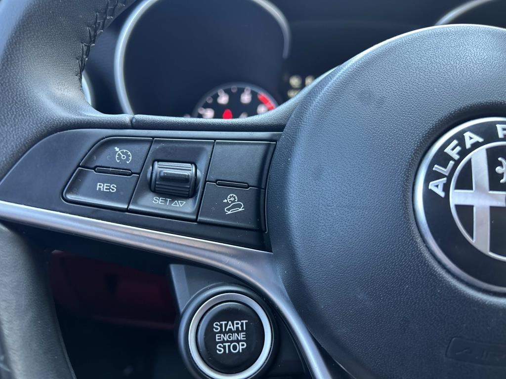 Alfa Romeo Stelvio  2019