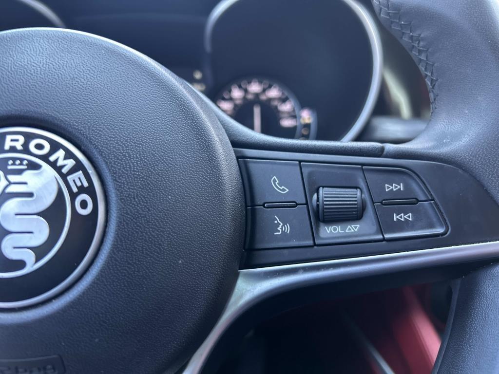 Alfa Romeo Stelvio  2019