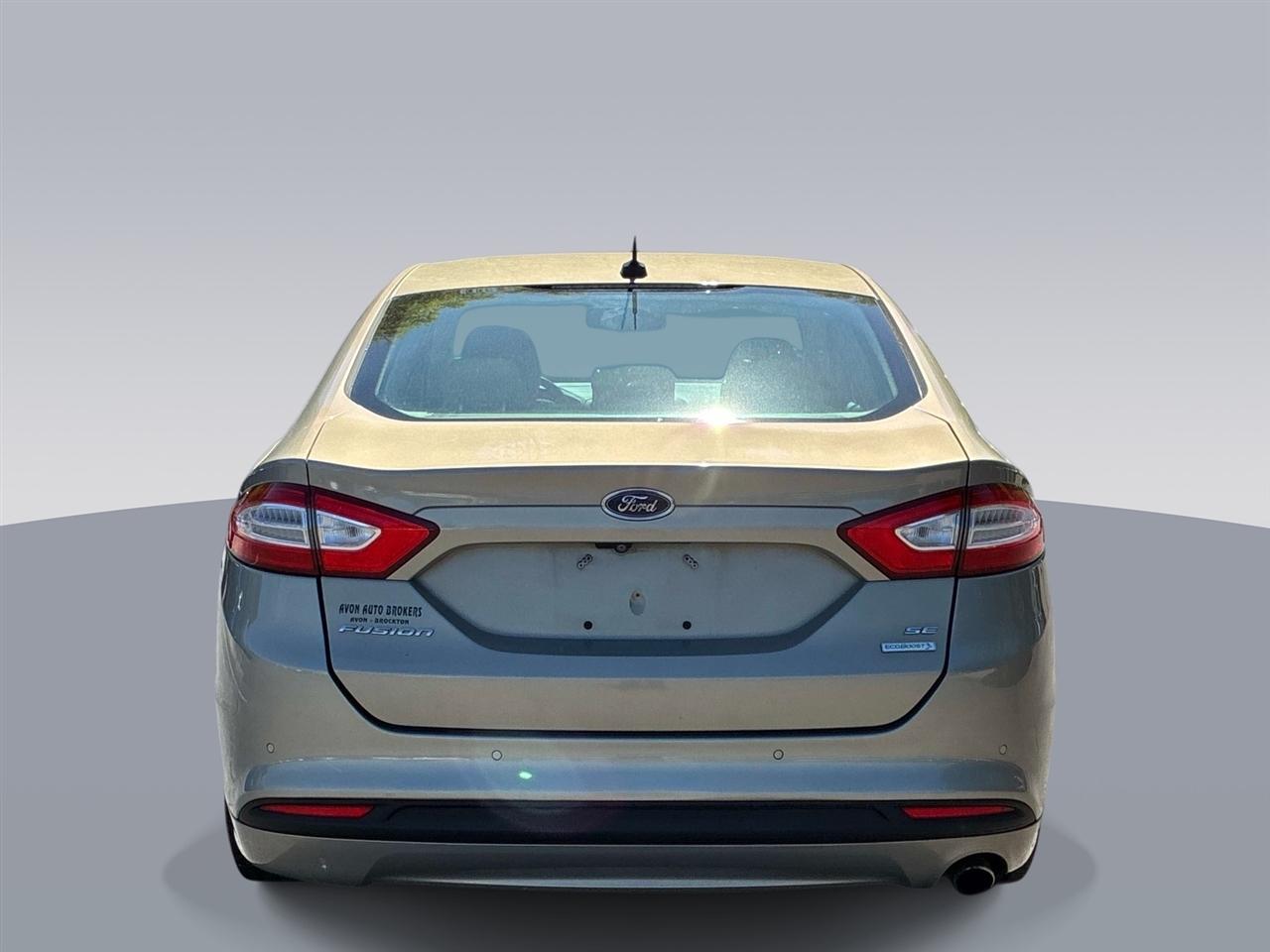 Ford Fusion 4dr Sdn SE FWD 2015