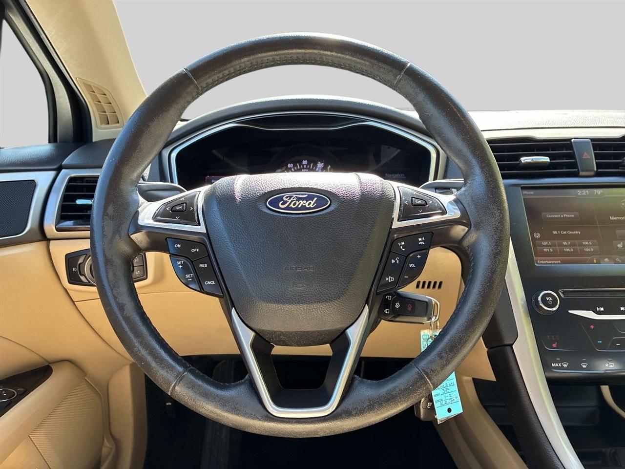 Ford Fusion 4dr Sdn SE FWD 2015