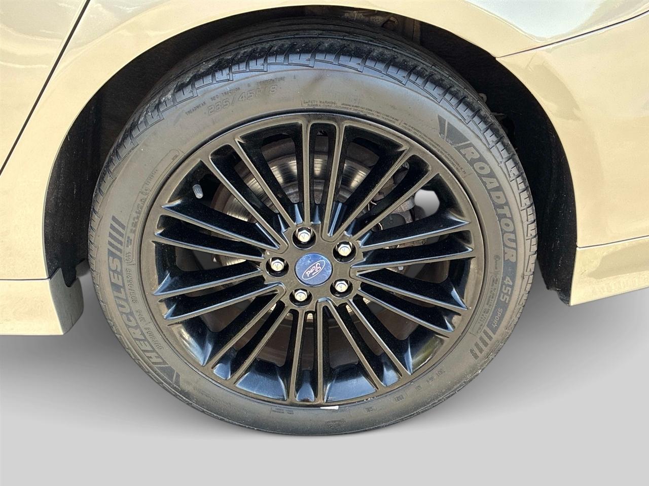 Ford Fusion 4dr Sdn SE FWD 2015