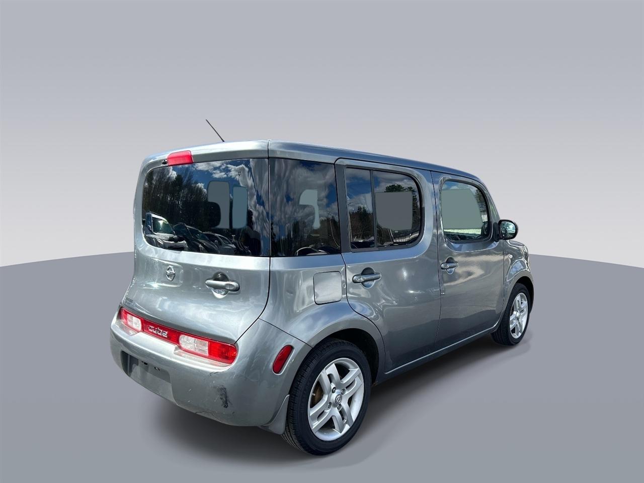 Nissan Cube 5dr Wgn I4 CVT 1.8 SL 2011
