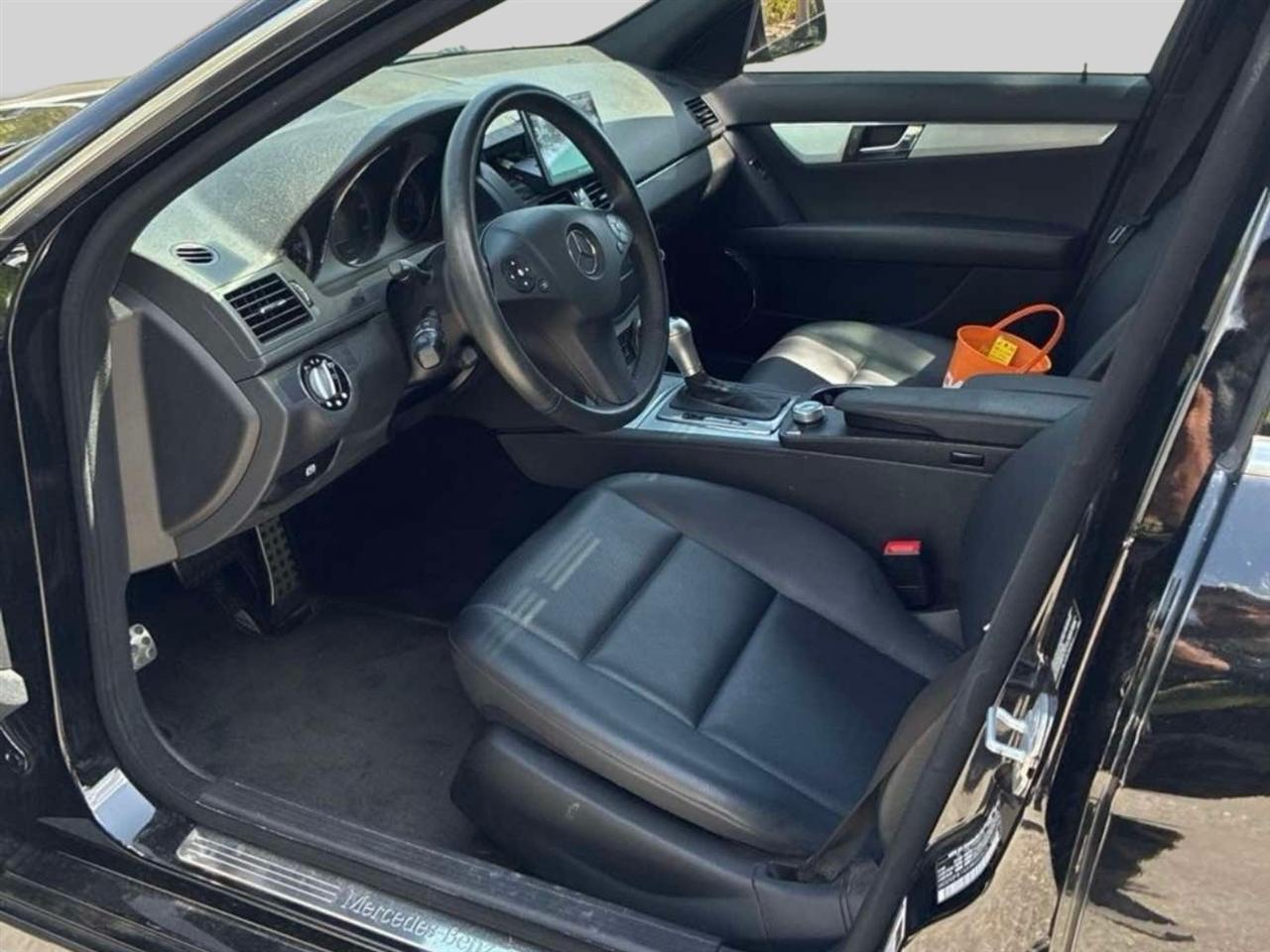 Mercedes-Benz C-Class  2009