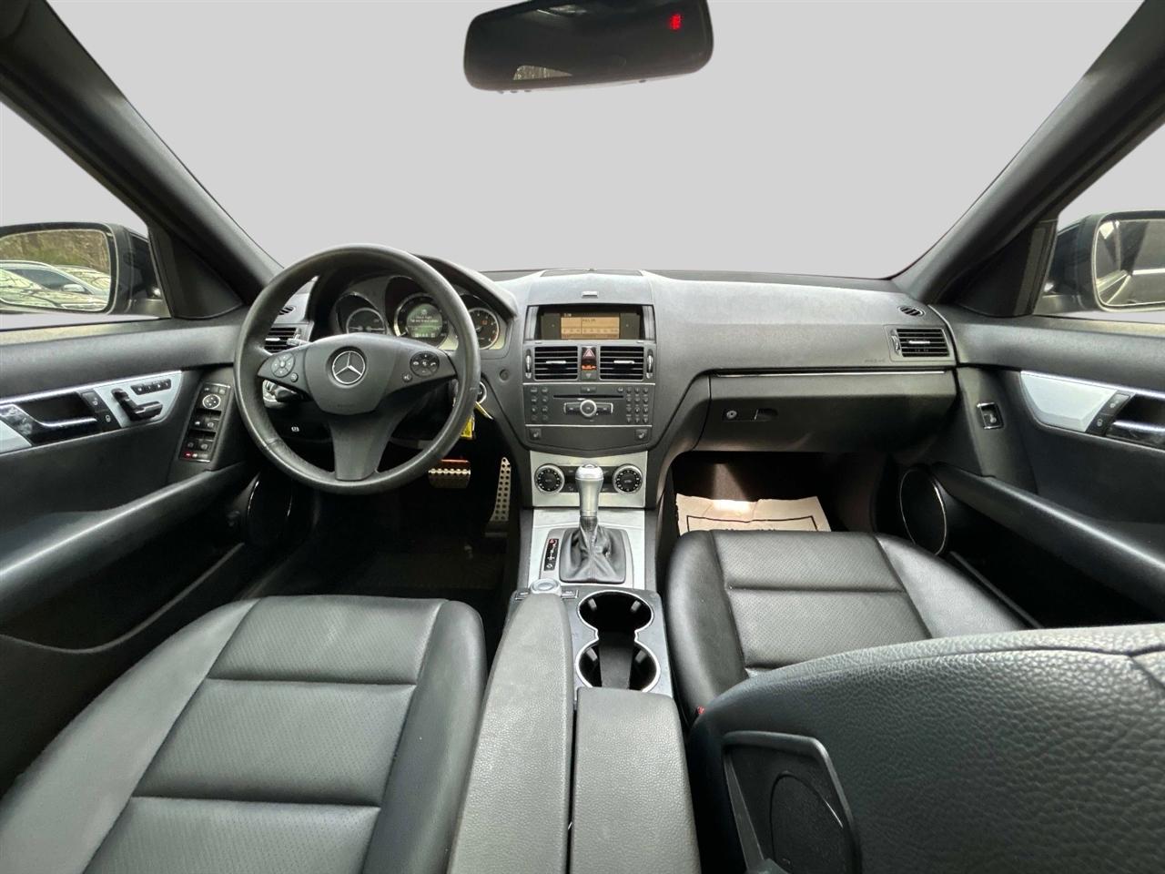 Mercedes-Benz C-Class  2009