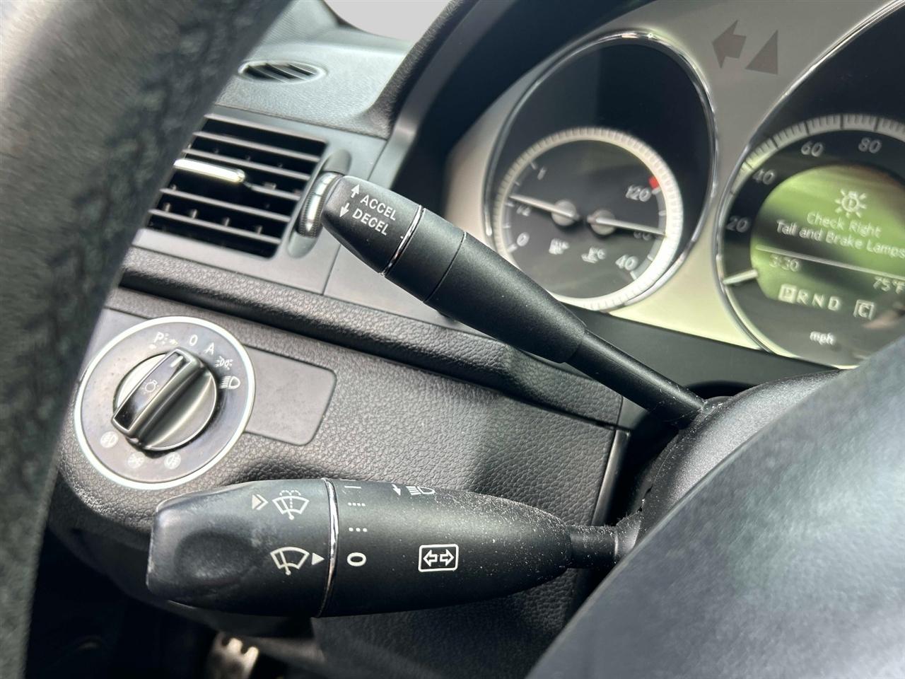 Mercedes-Benz C-Class  2009