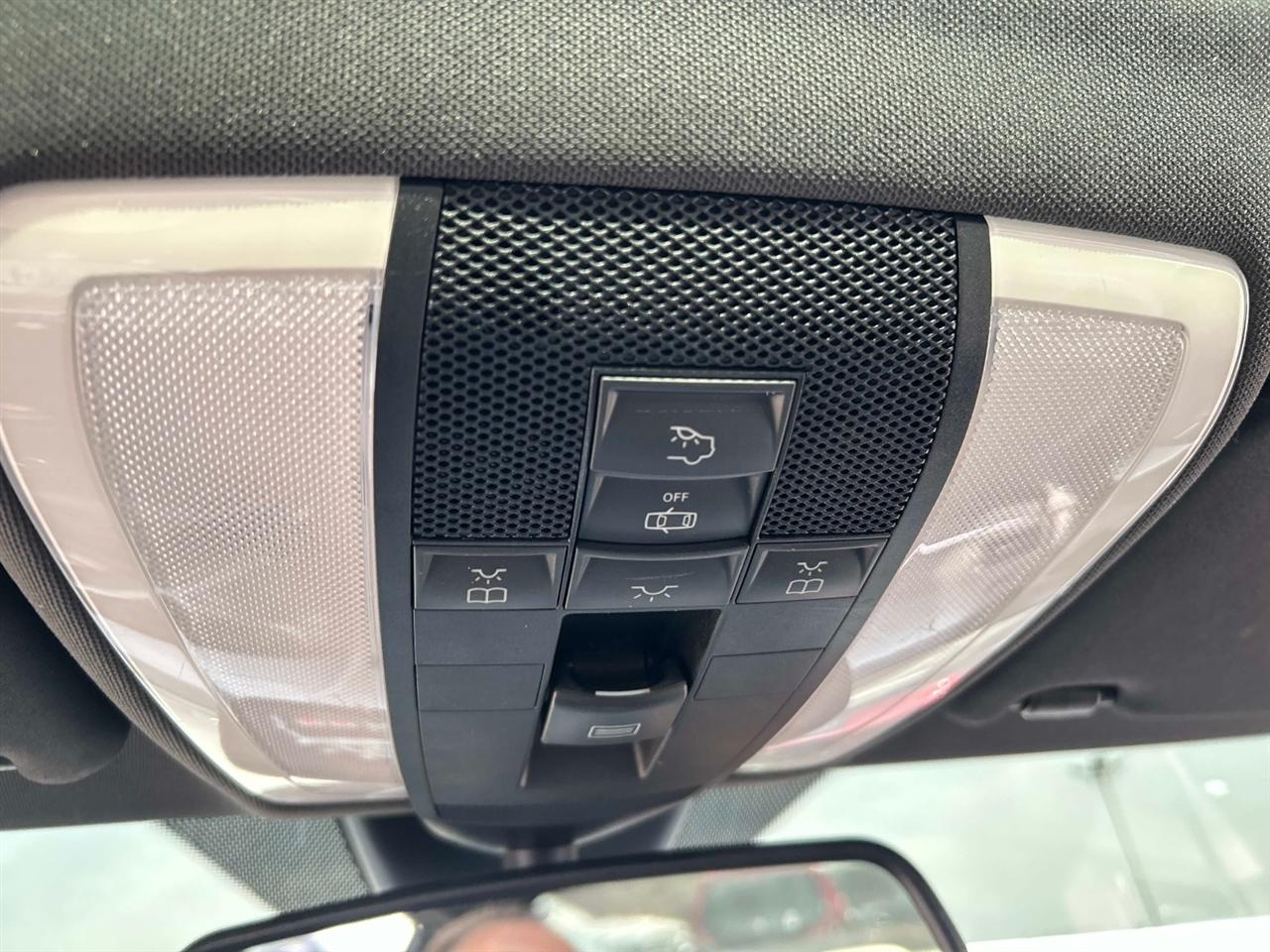 Mercedes-Benz C-Class  2009