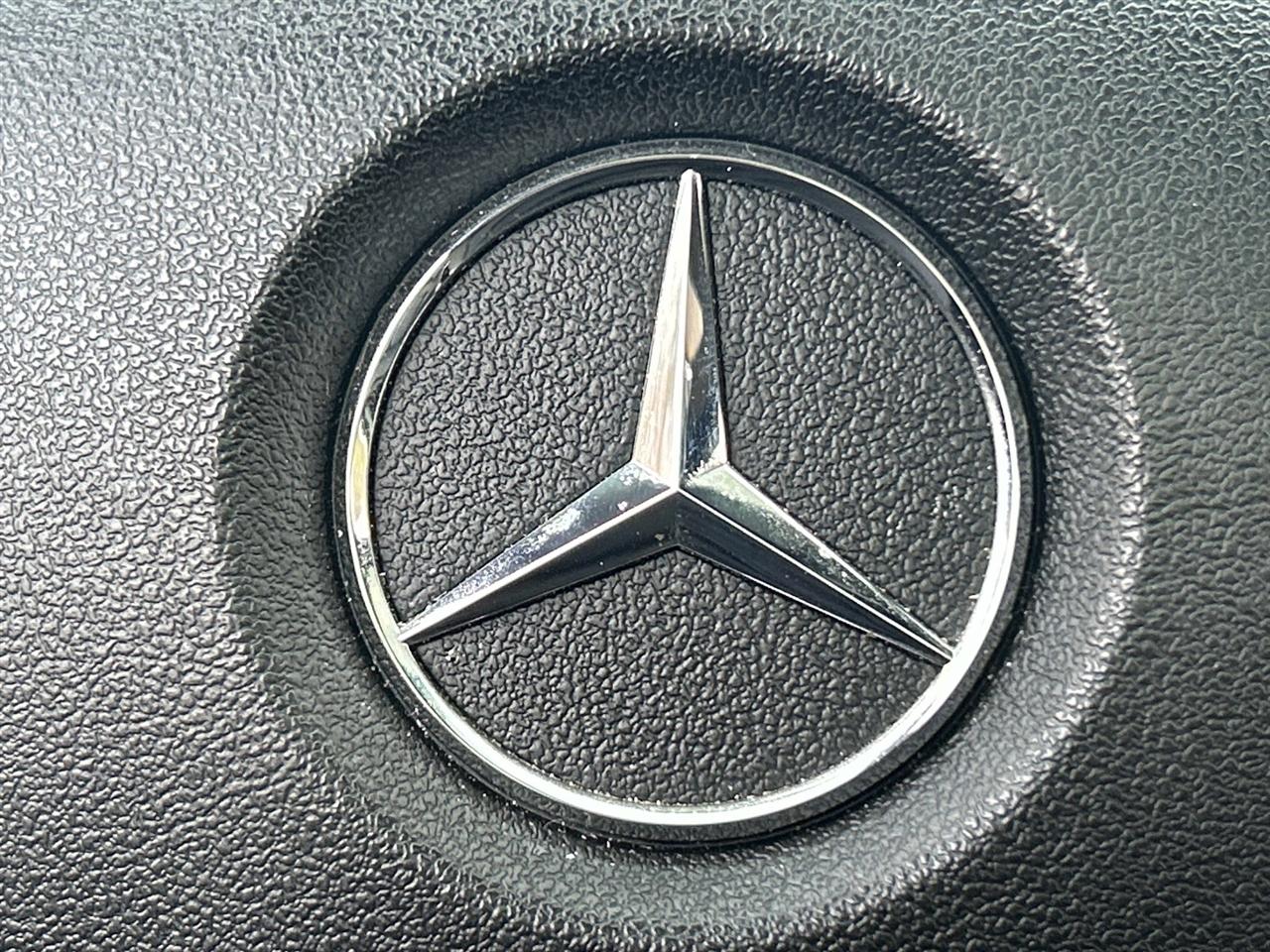 Mercedes-Benz C-Class  2009