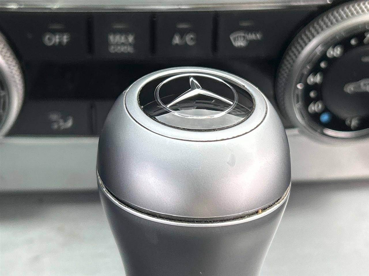 Mercedes-Benz C-Class  2009