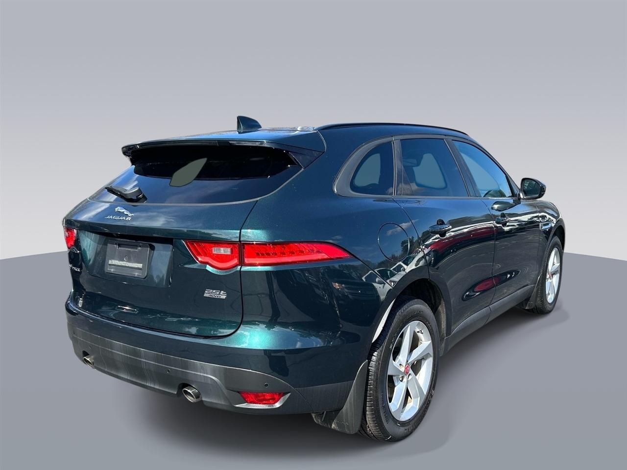 Jaguar F-Pace  2018
