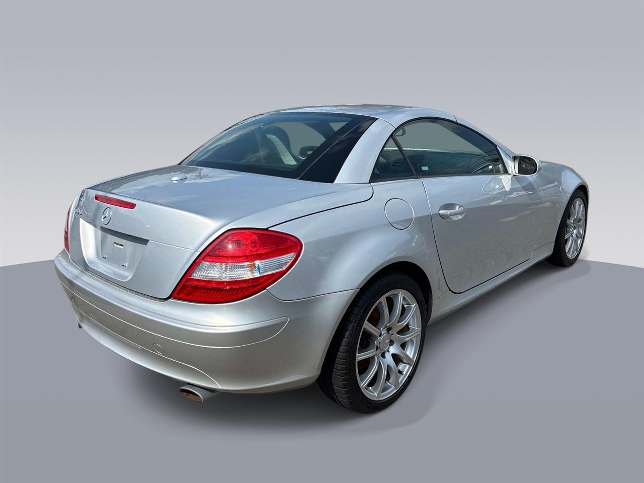 Mercedes-Benz SLK 2dr Roadster 3.5L 2007