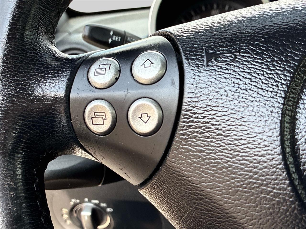 Mercedes-Benz SLK 2dr Roadster 3.5L 2007