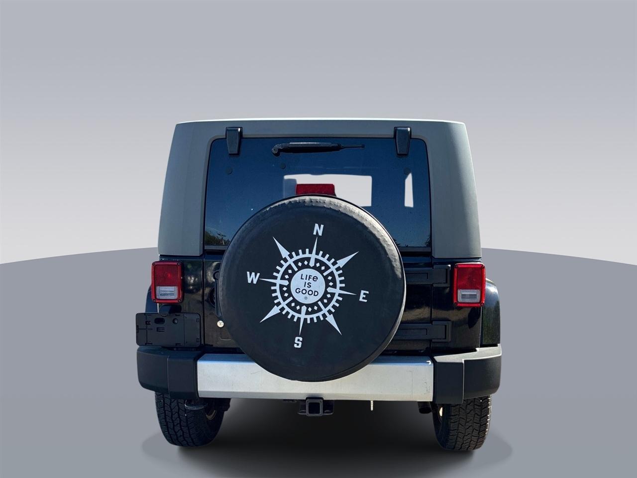 Jeep Wrangler 4WD 4dr Sahara 2010