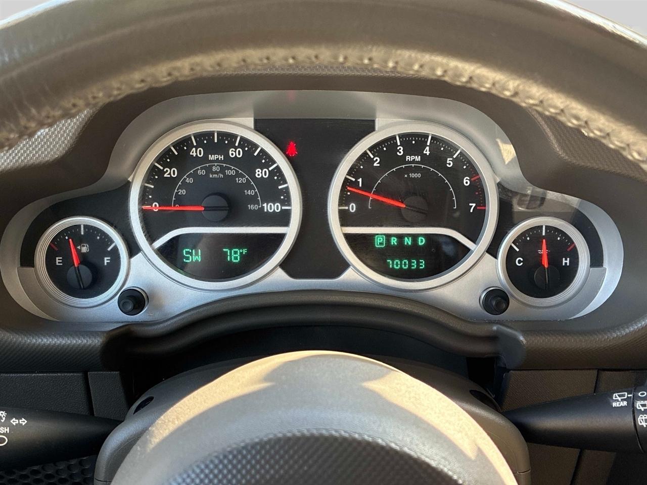 Jeep Wrangler 4WD 4dr Sahara 2010