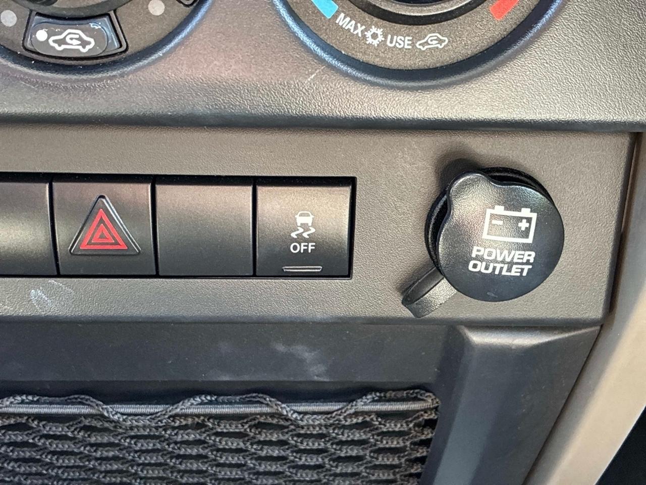 Jeep Wrangler 4WD 4dr Sahara 2010