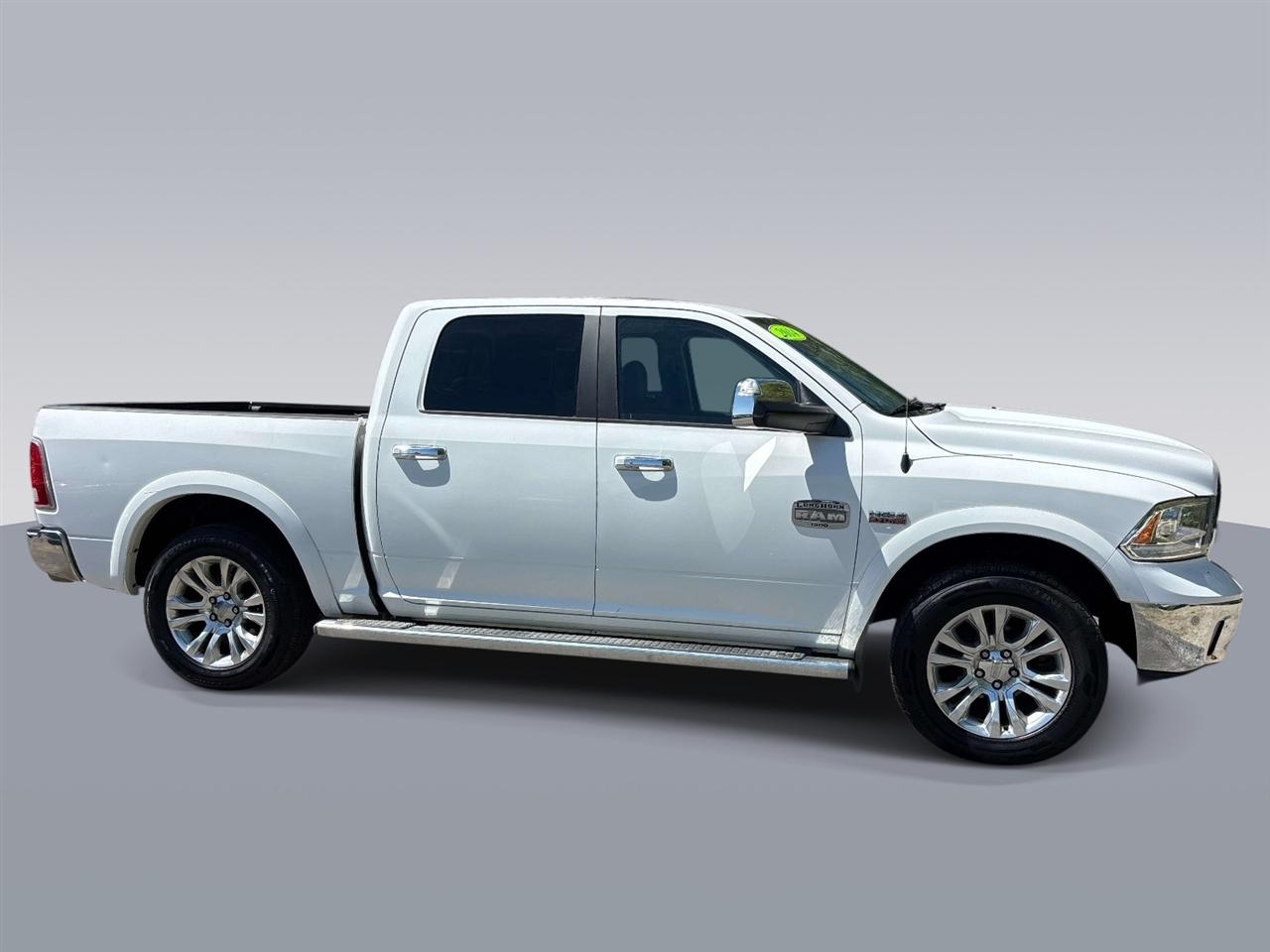 RAM 1500 4WD Crew Cab 140.5" Longhorn 2014