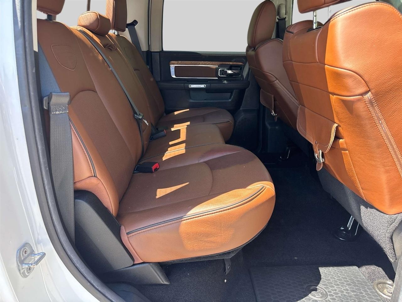 RAM 1500 4WD Crew Cab 140.5" Longhorn 2014